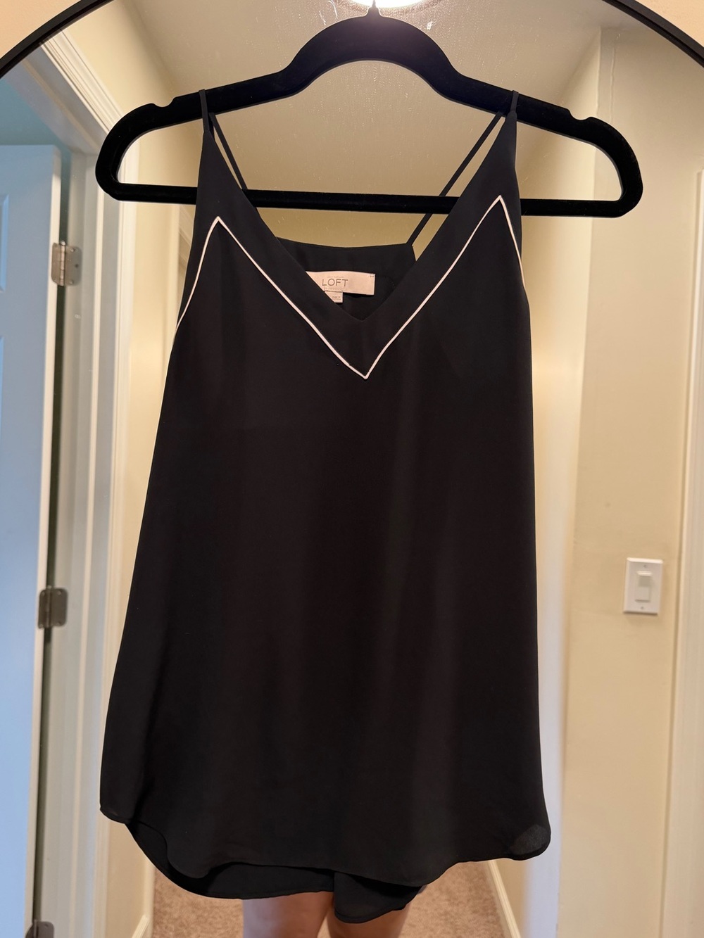 LOFT Black Sleeveless V-Neck Cami Tank Top with White Contrast Trim | Size Small